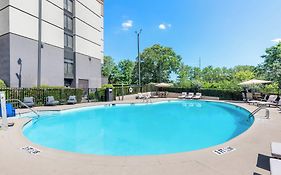 Holiday Inn Express Atlanta Galleria-Ballpark Area By Ihg